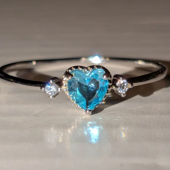 Stunning 925 Sterling silver promise ring sz 6 - Picture 9 of 17